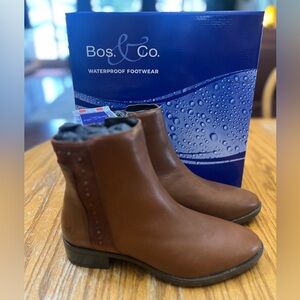 NWT waterproof Bos. & Co. Cognac Brown Leather Ankle Boots